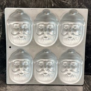 WILTON 1983 Santa Claus Cake Pan